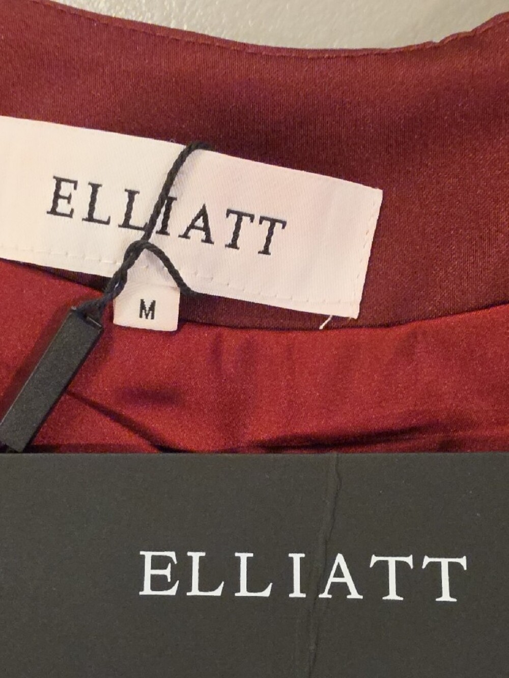 Elliatt Livia gorgeous gown with a One-Shoulder Ruffle in berry size M NWTS - Picture 10 of 13